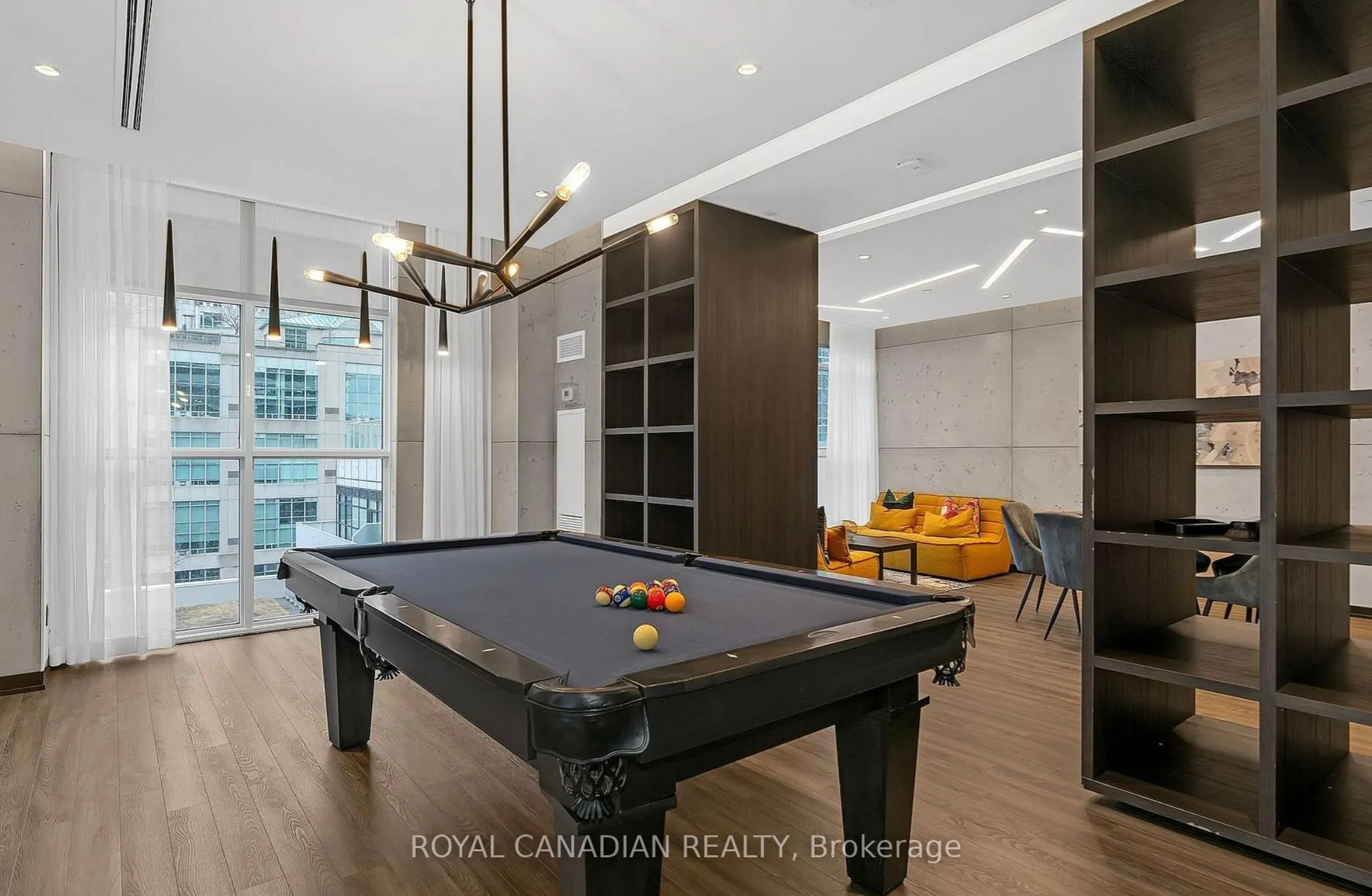 251 Manitoba Street #2801