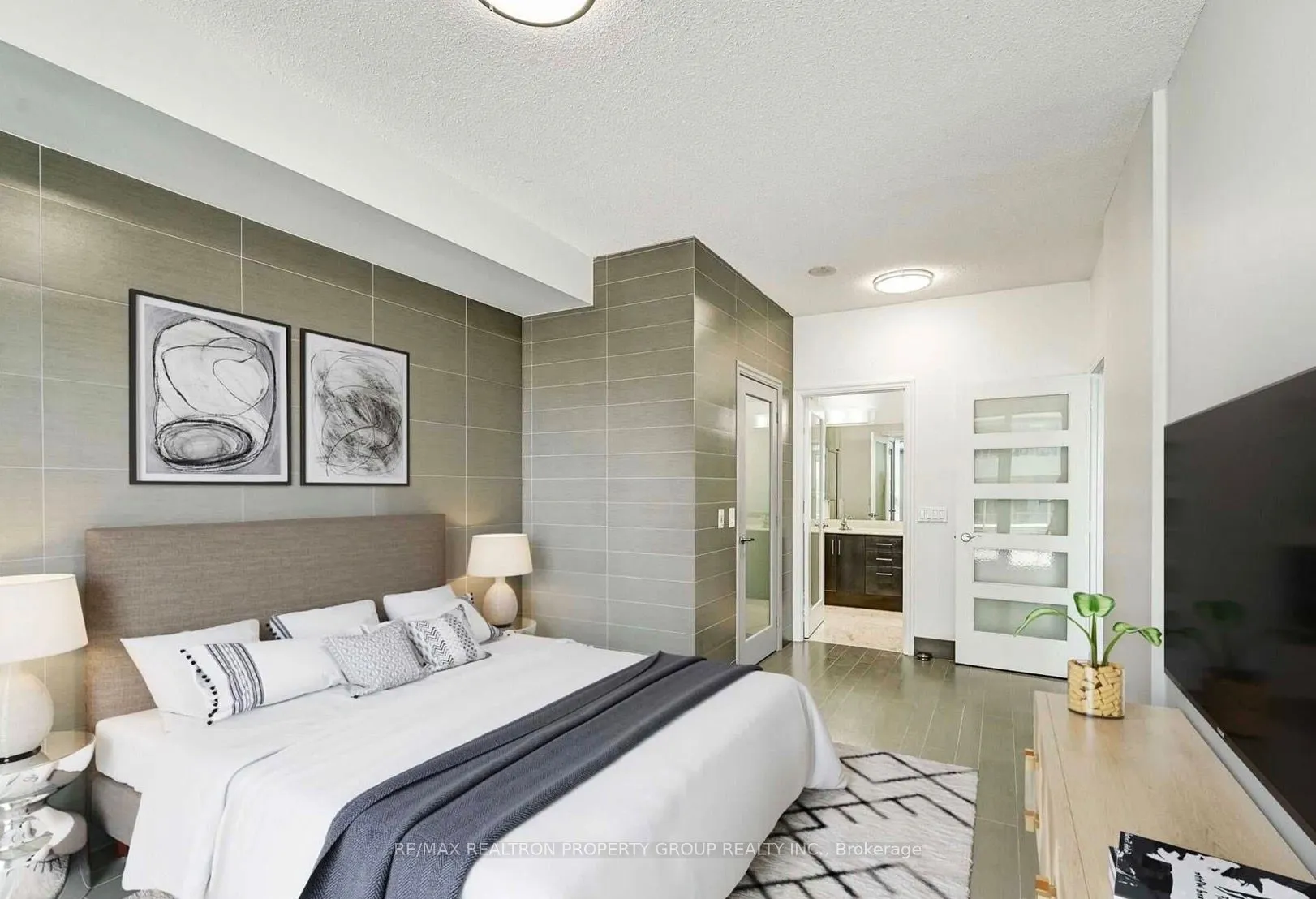 58 Marine Parade Drive #512