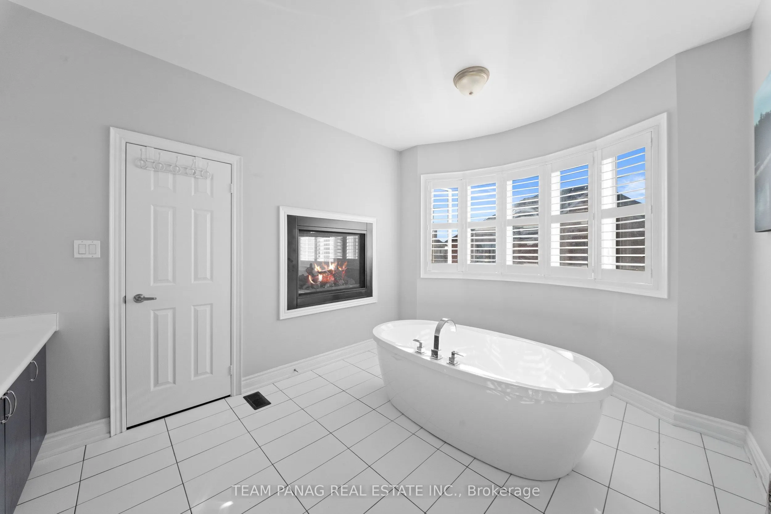 71 Squire Ellis Drive
