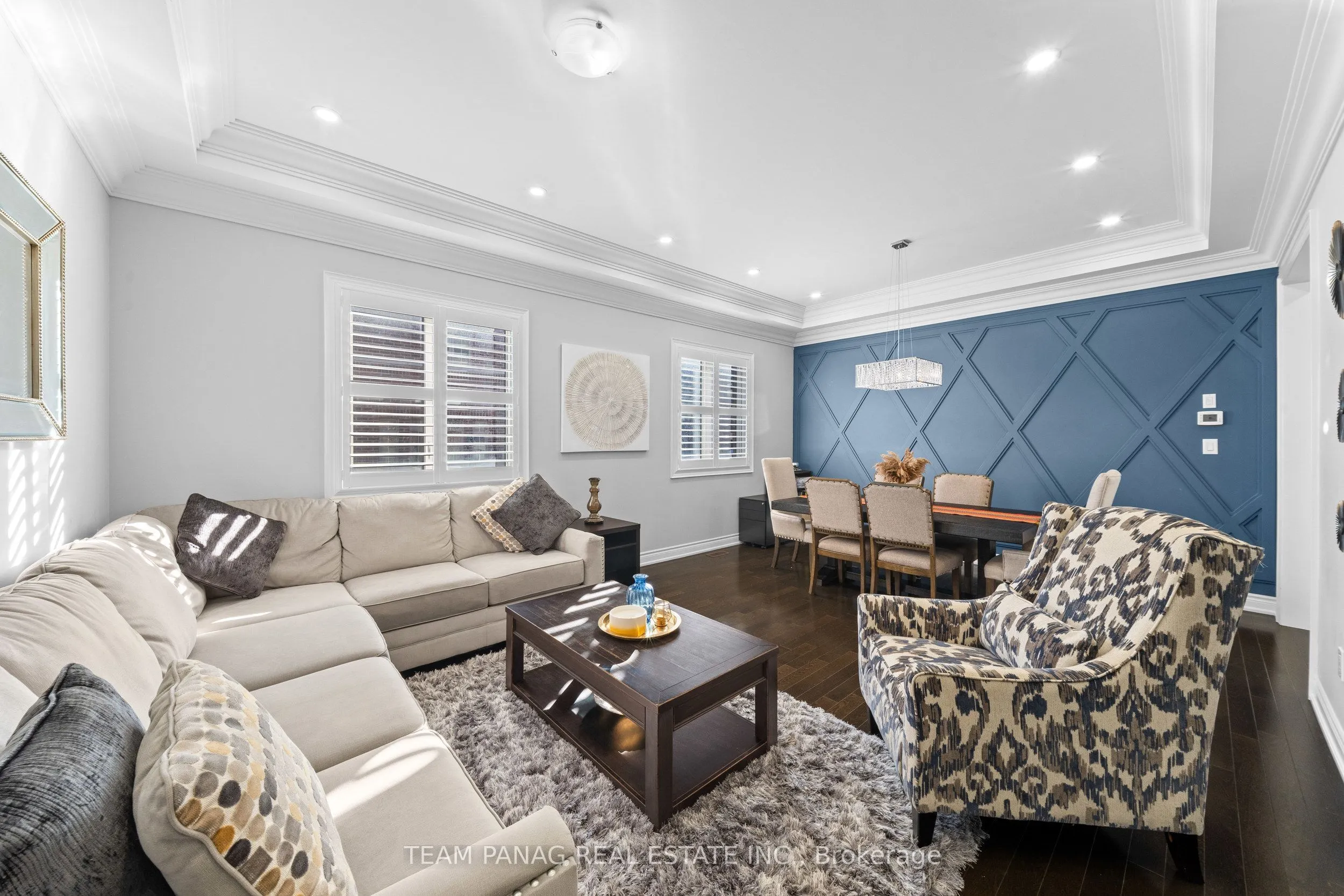 71 Squire Ellis Drive