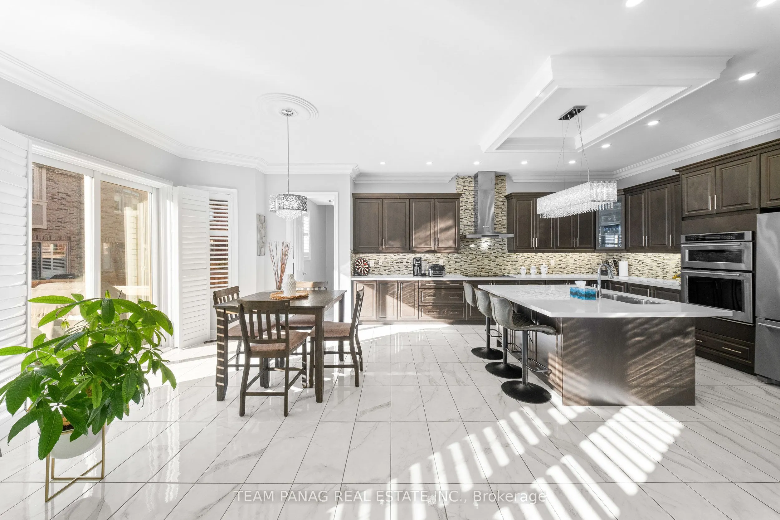 71 Squire Ellis Drive