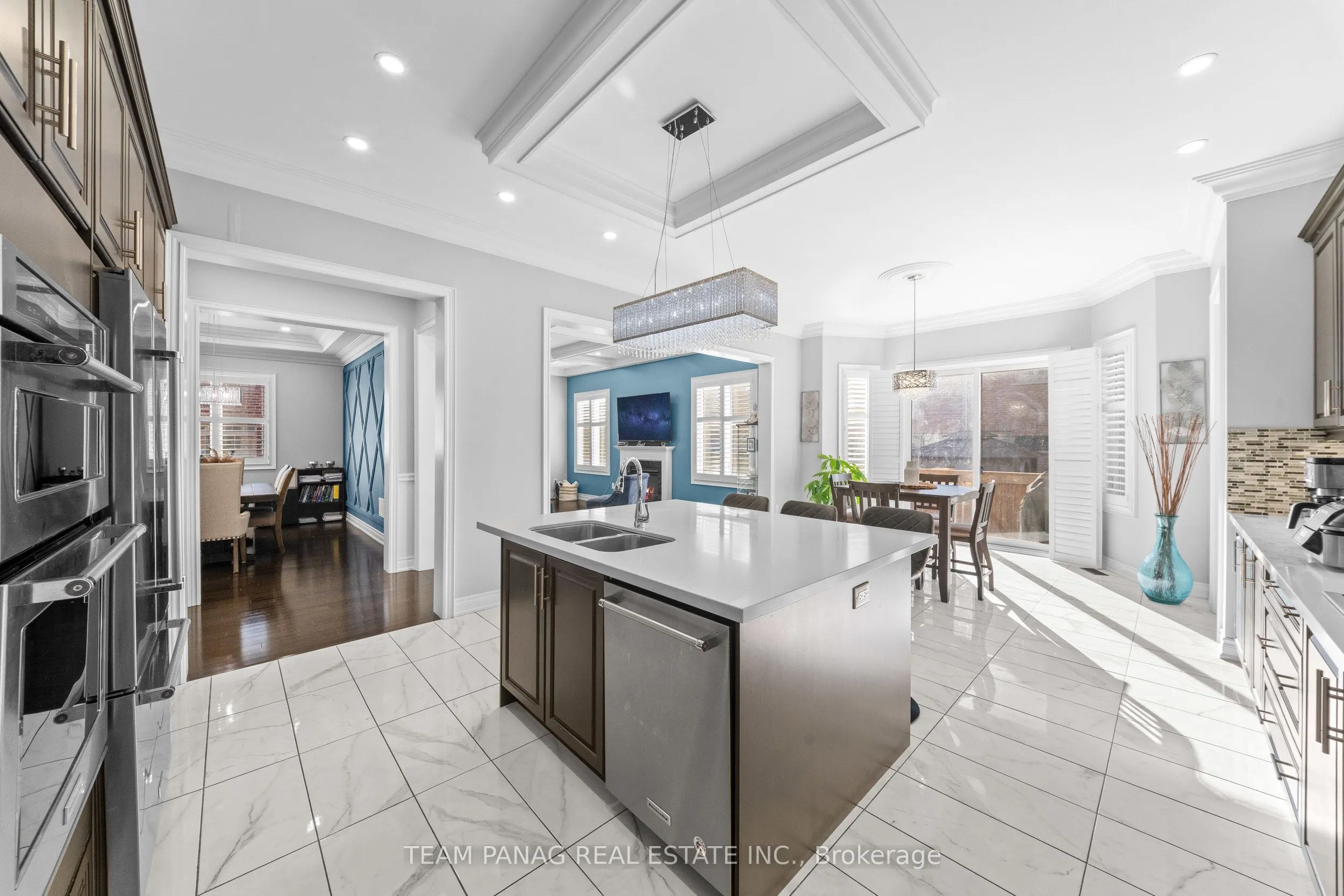 71 Squire Ellis Drive