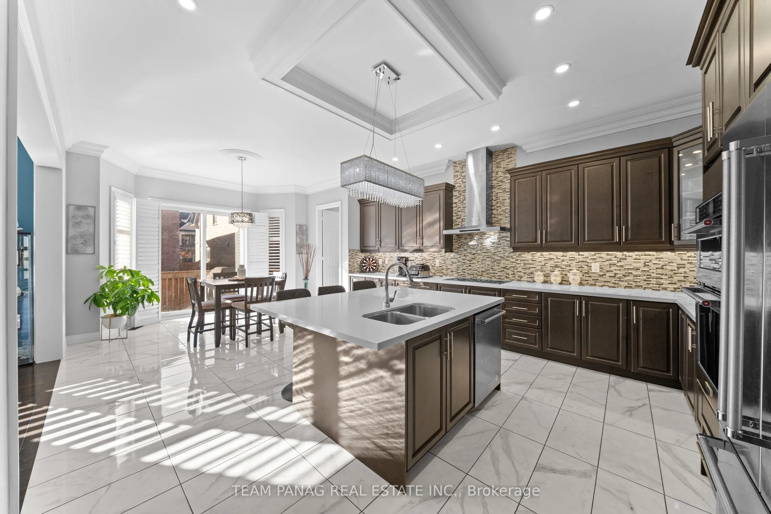 71 Squire Ellis Drive