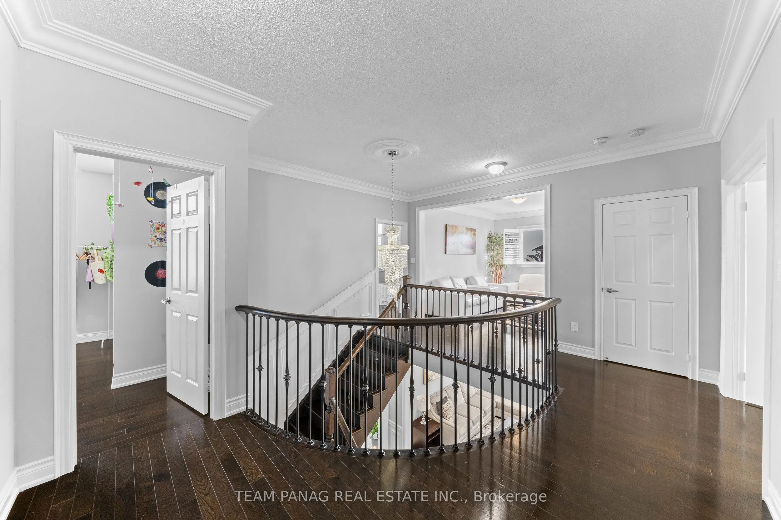 71 Squire Ellis Drive