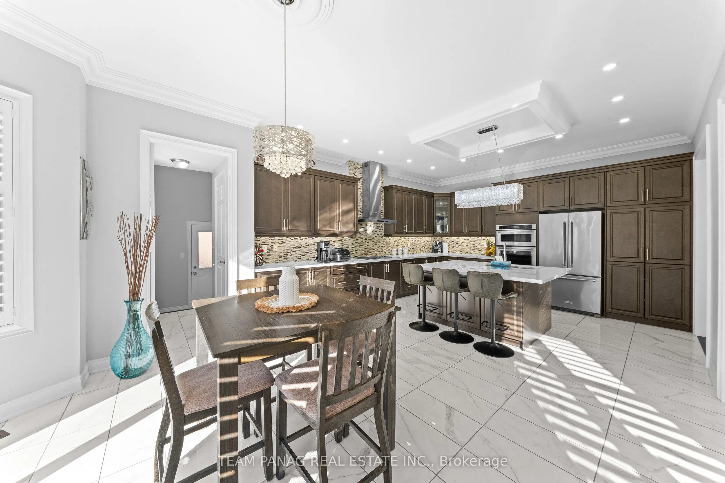 71 Squire Ellis Drive
