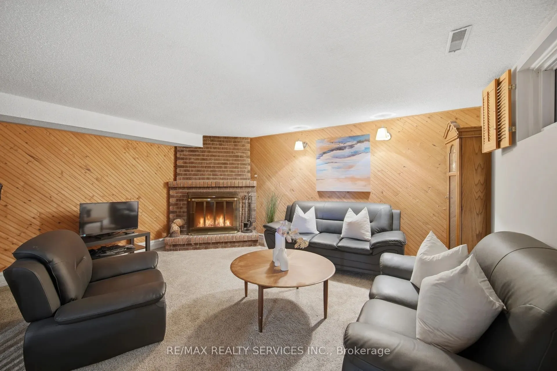 47 Lindridge Avenue