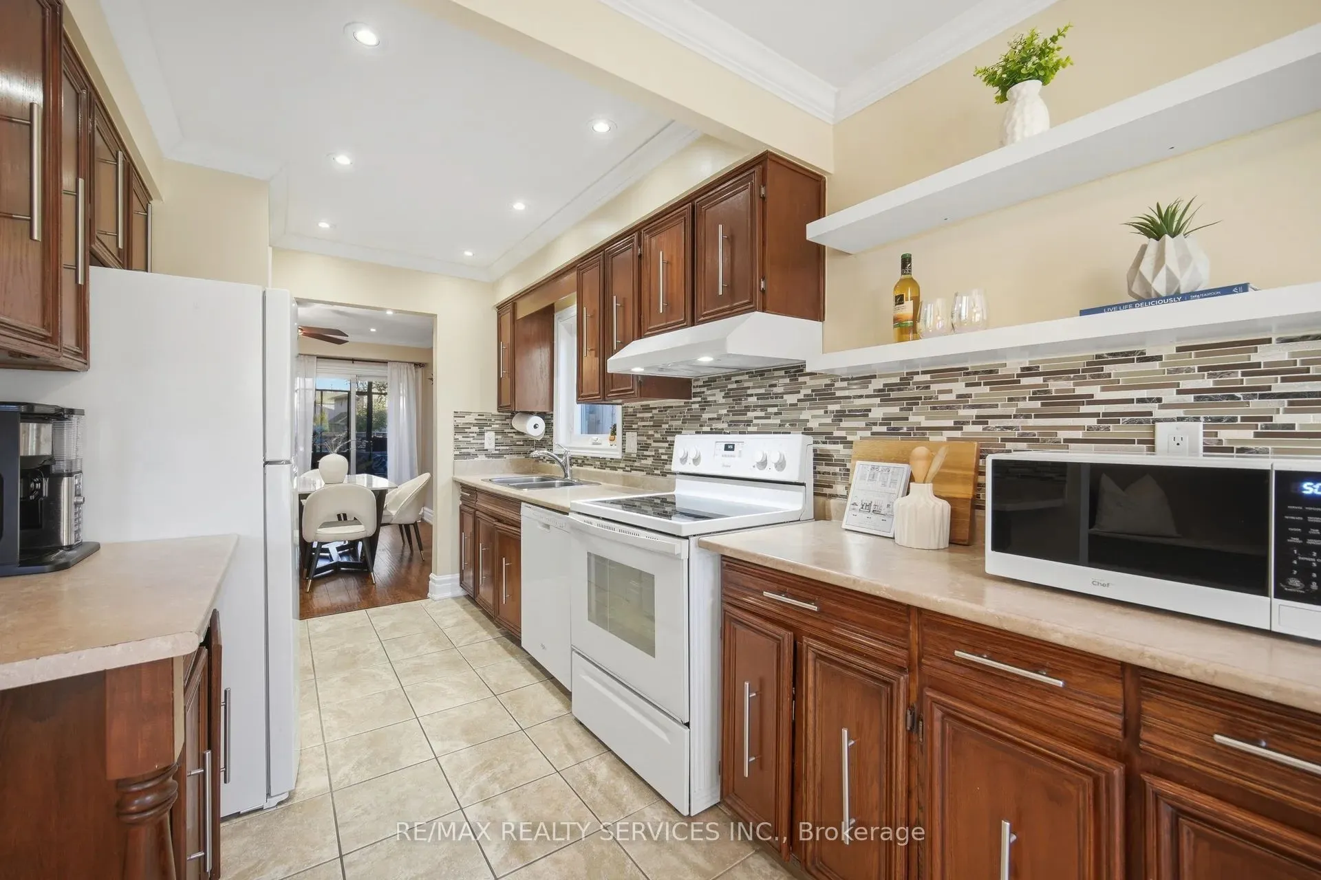 47 Lindridge Avenue