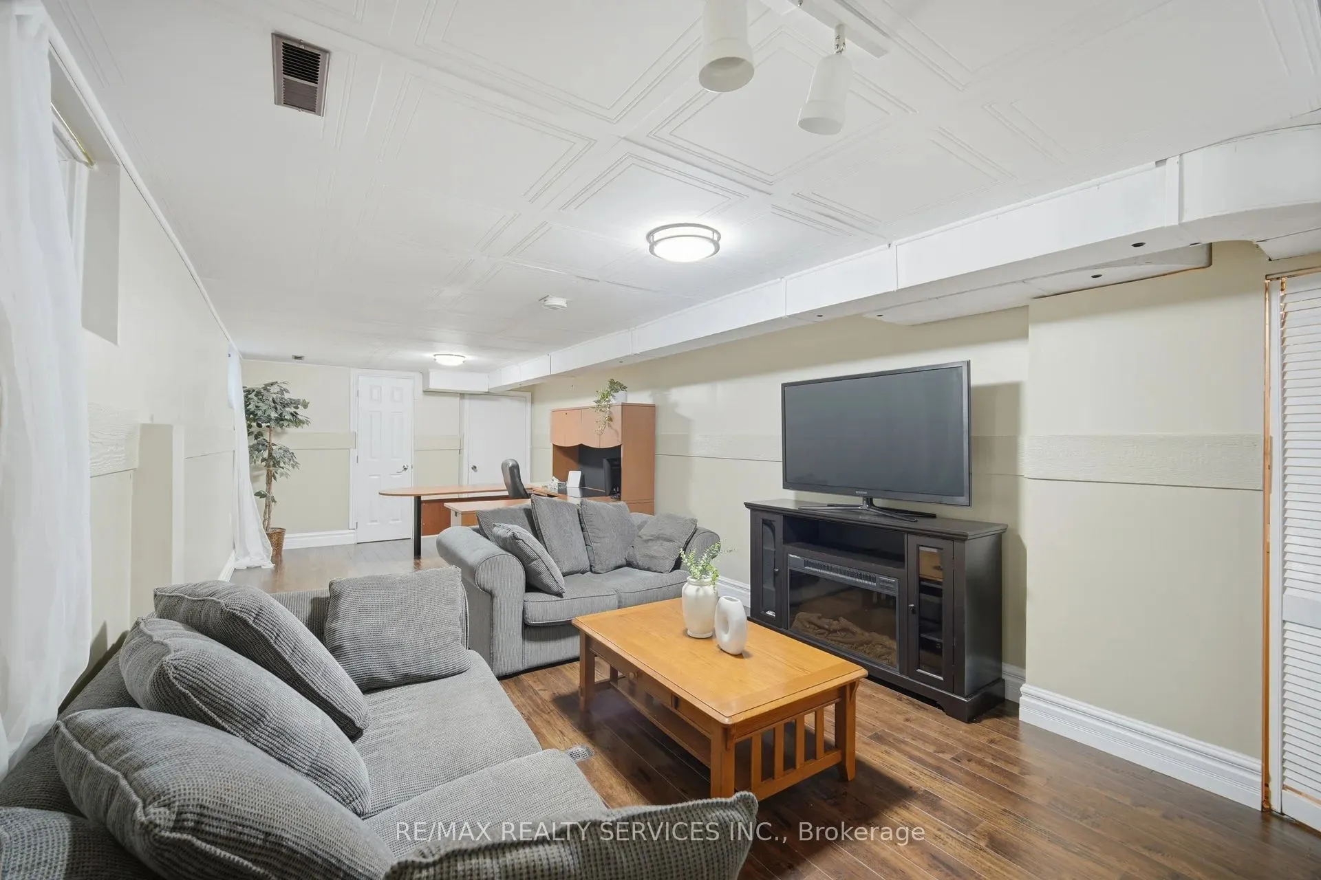 47 Lindridge Avenue