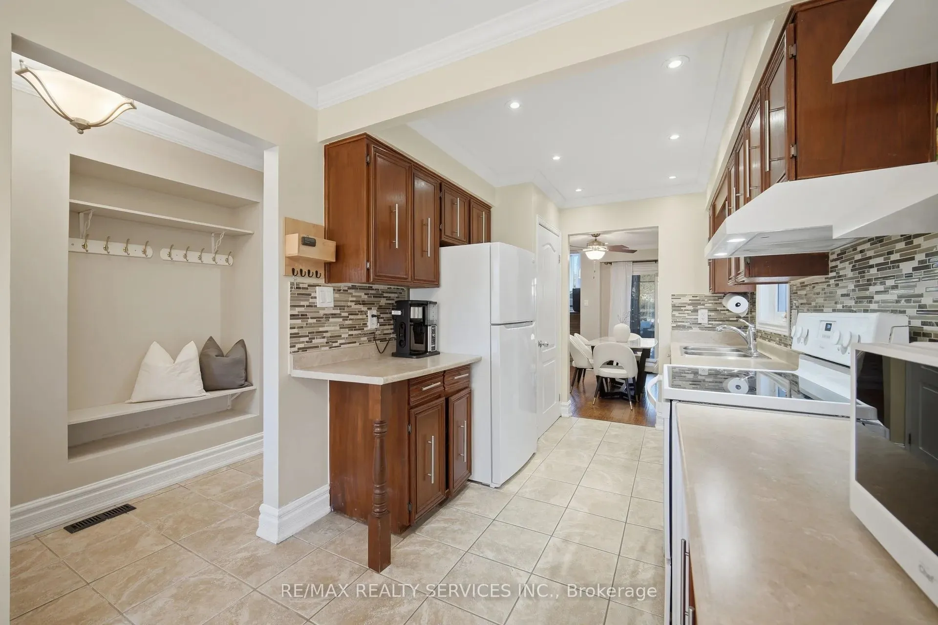 47 Lindridge Avenue