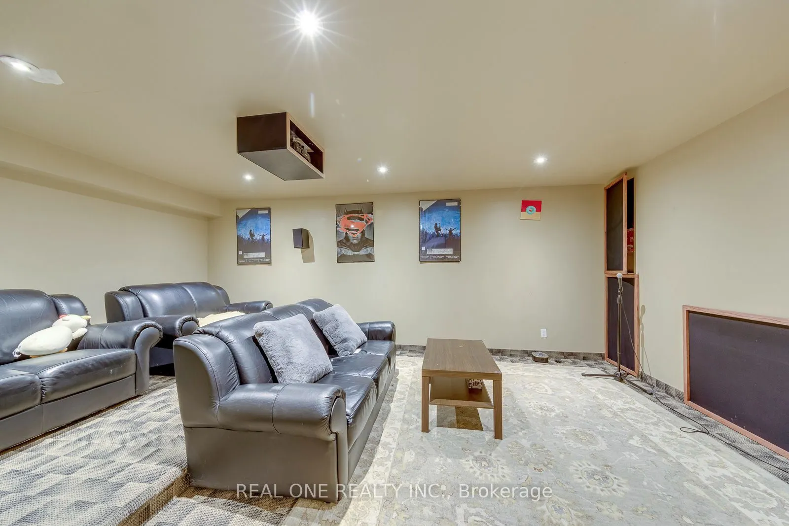 4250 Price Court