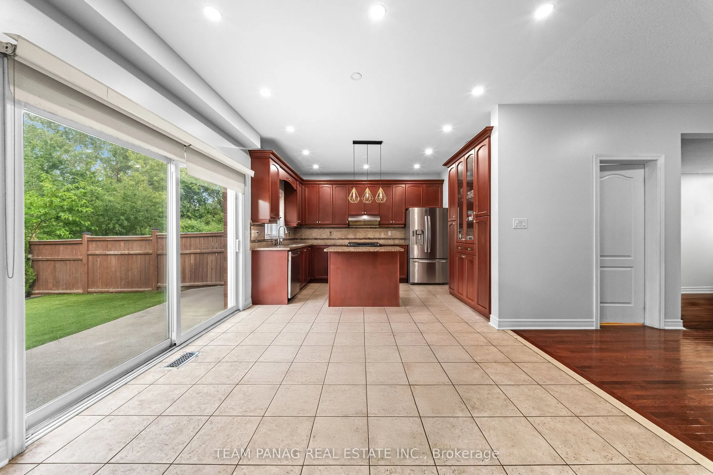 47 Sorbonne Drive