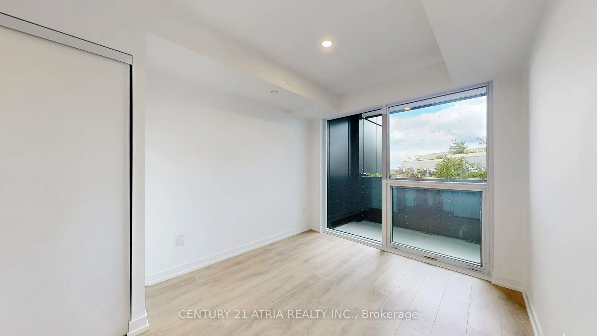 1100 Sheppard Avenue W #602