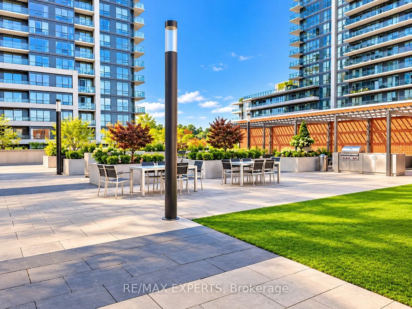 2200 Lakeshore Boulevard W #2802
