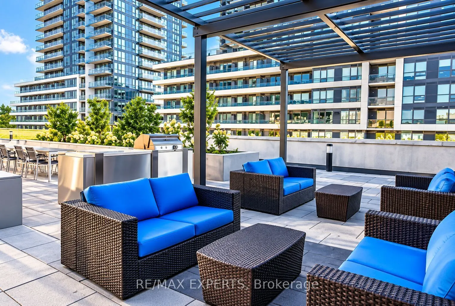 2200 Lakeshore Boulevard W #2802