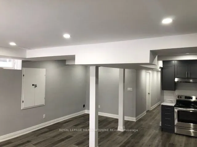 71 Thirtieth Street #BASEMENT ROOM #2
