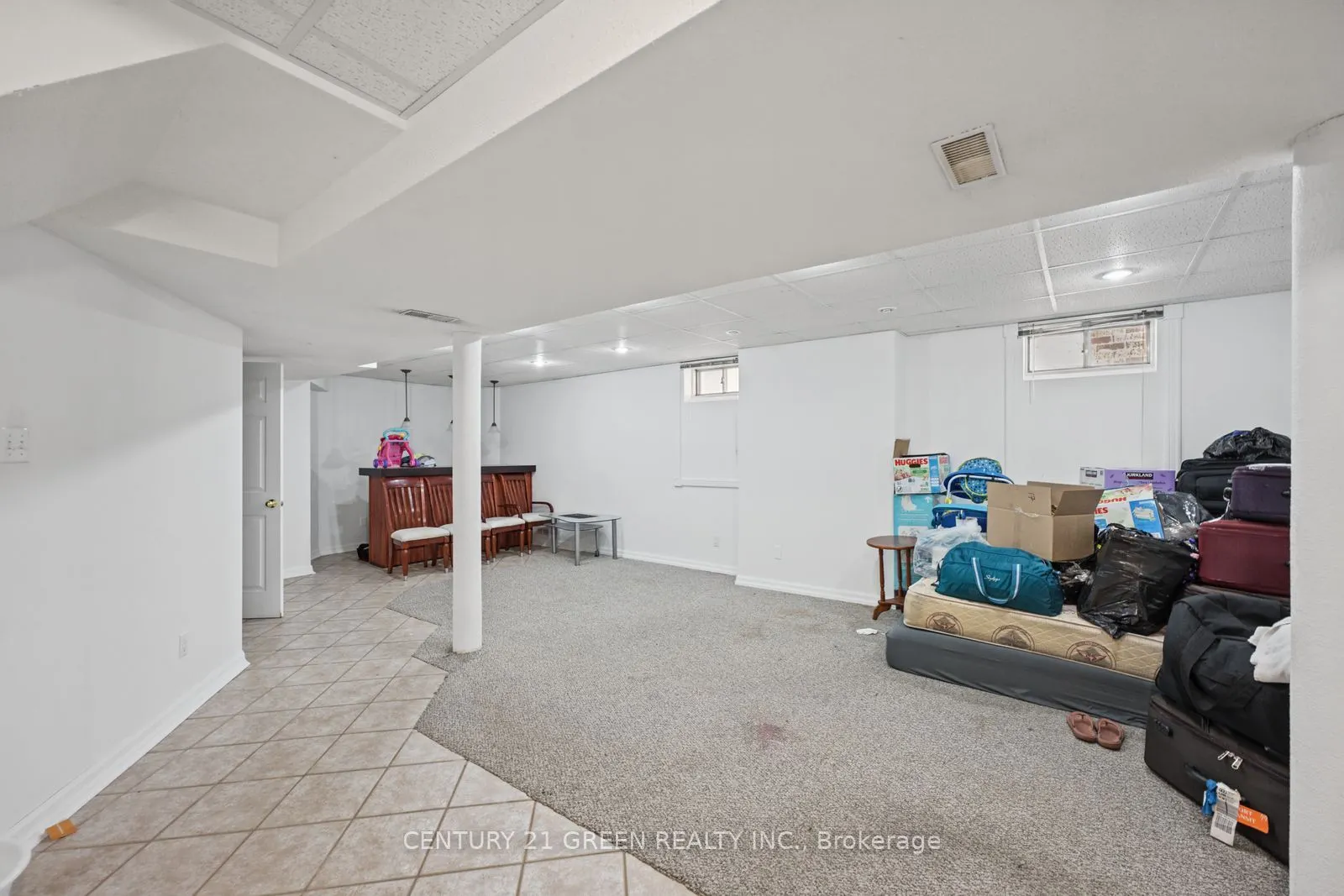 215 Kingknoll Drive