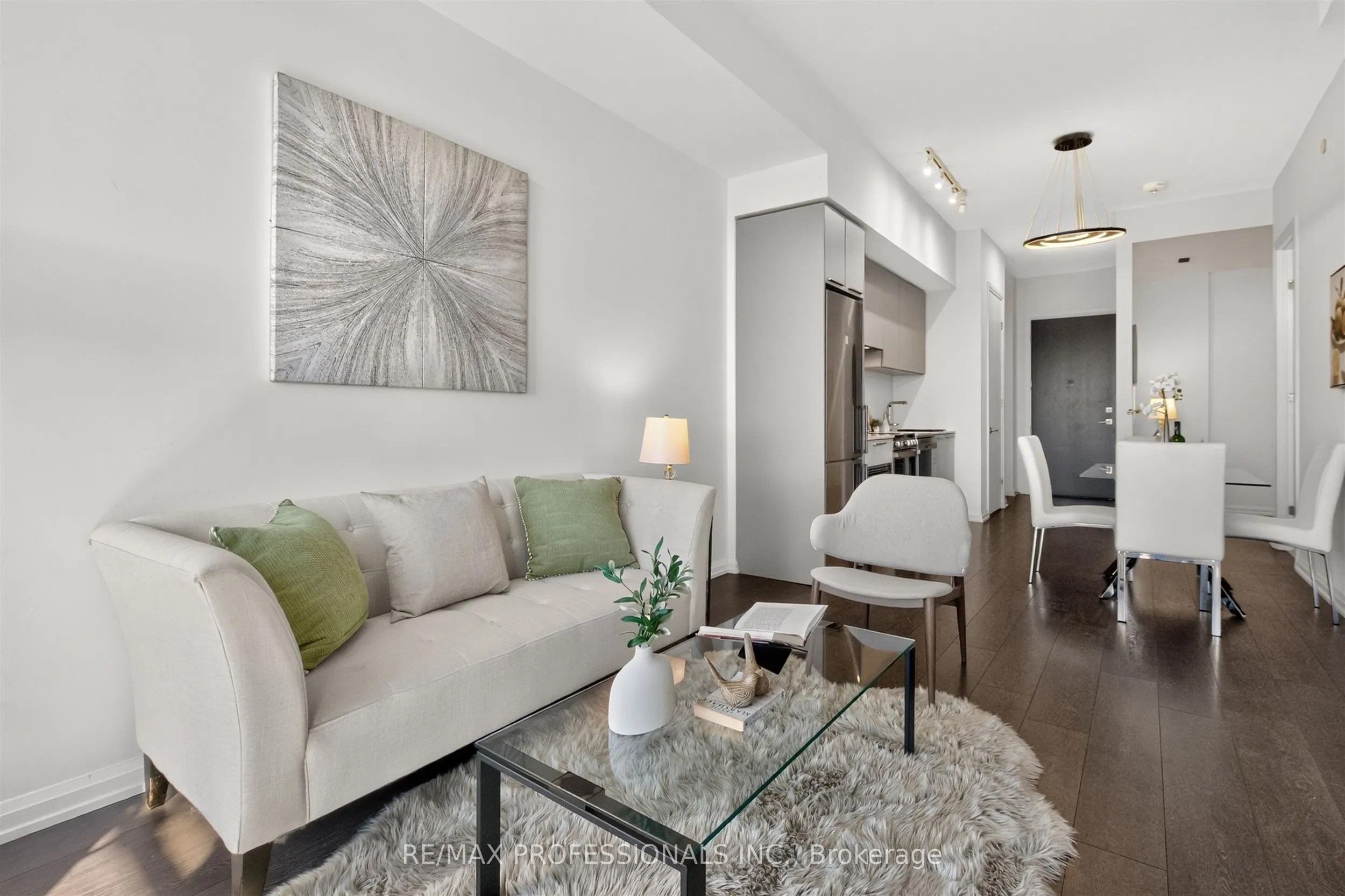 4208 Dundas Street W #609