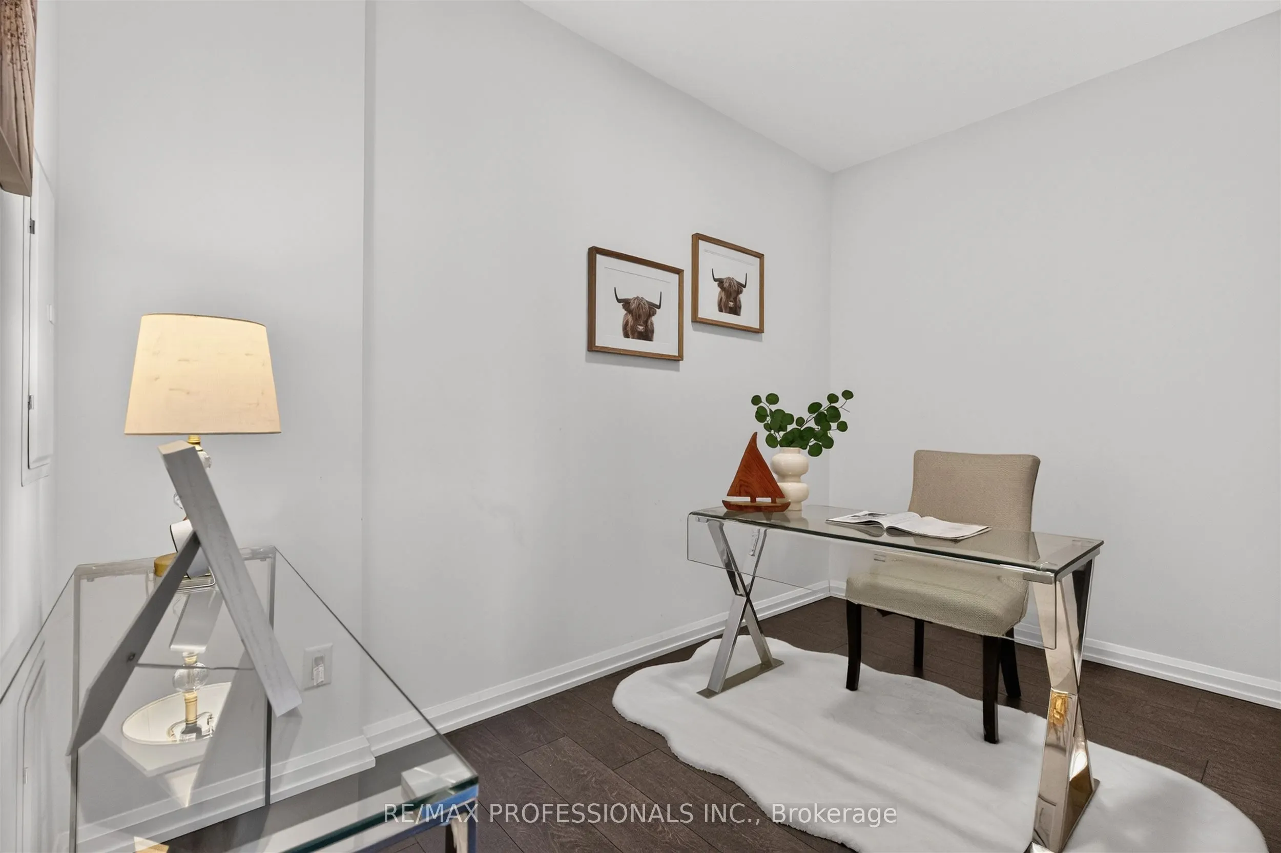 4208 Dundas Street W #609