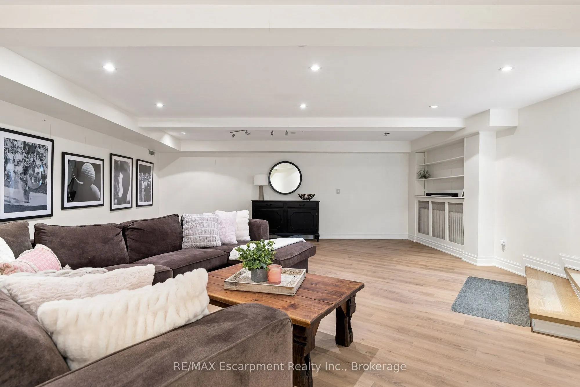 105 WHITTINGTON Place