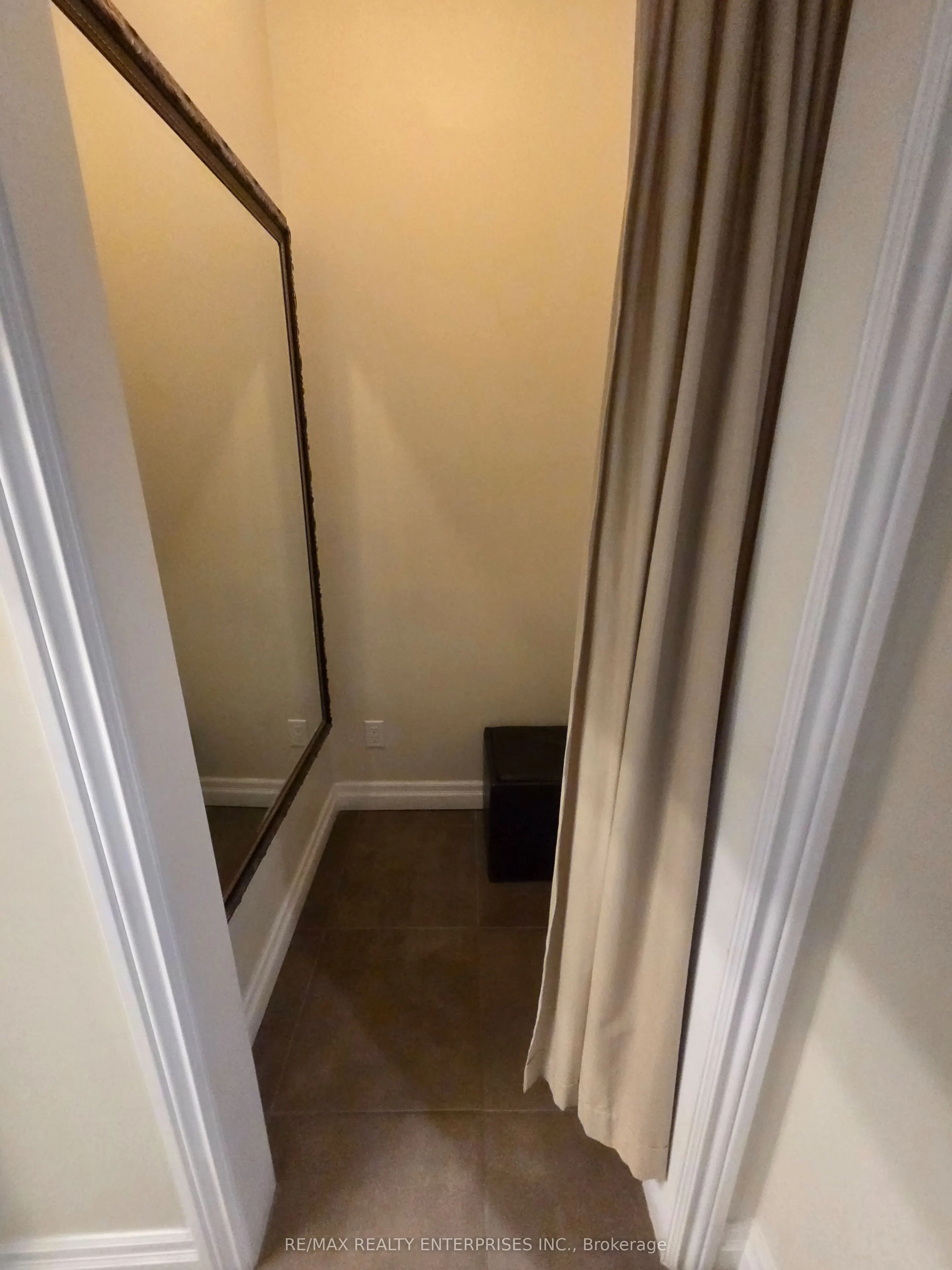 115 Trafalgar Road #6,7