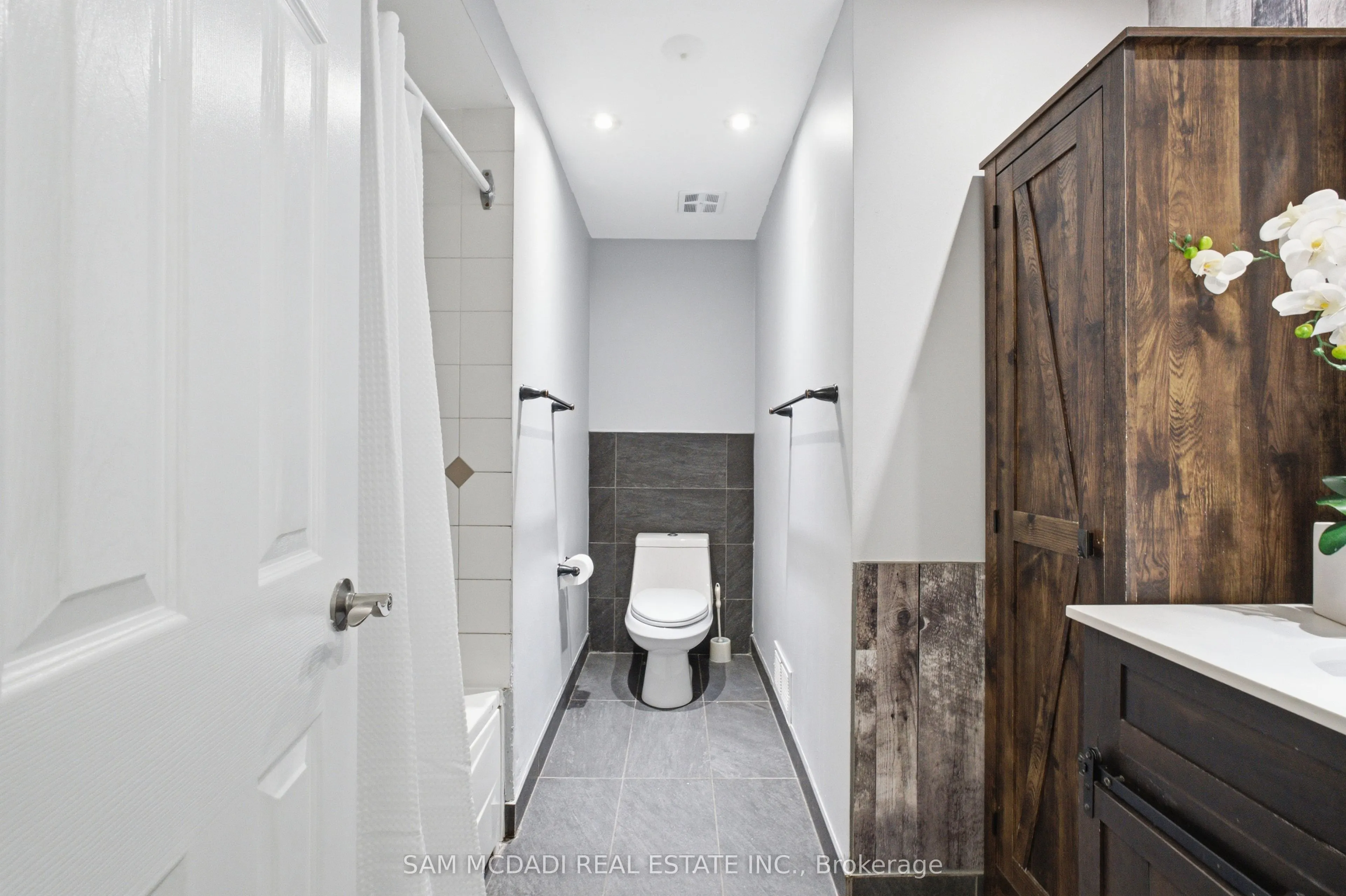 2499 Selord Court