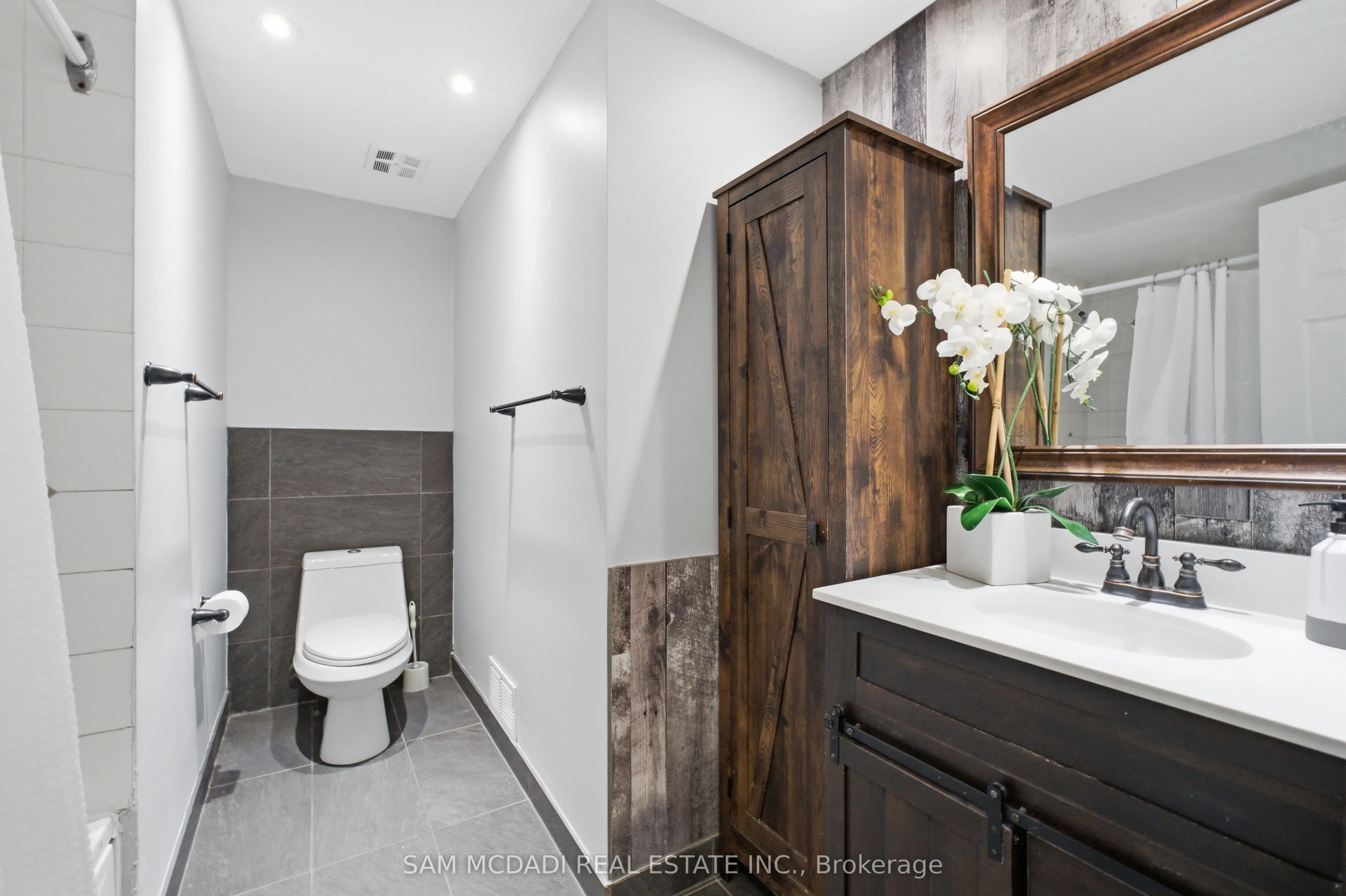 2499 Selord Court