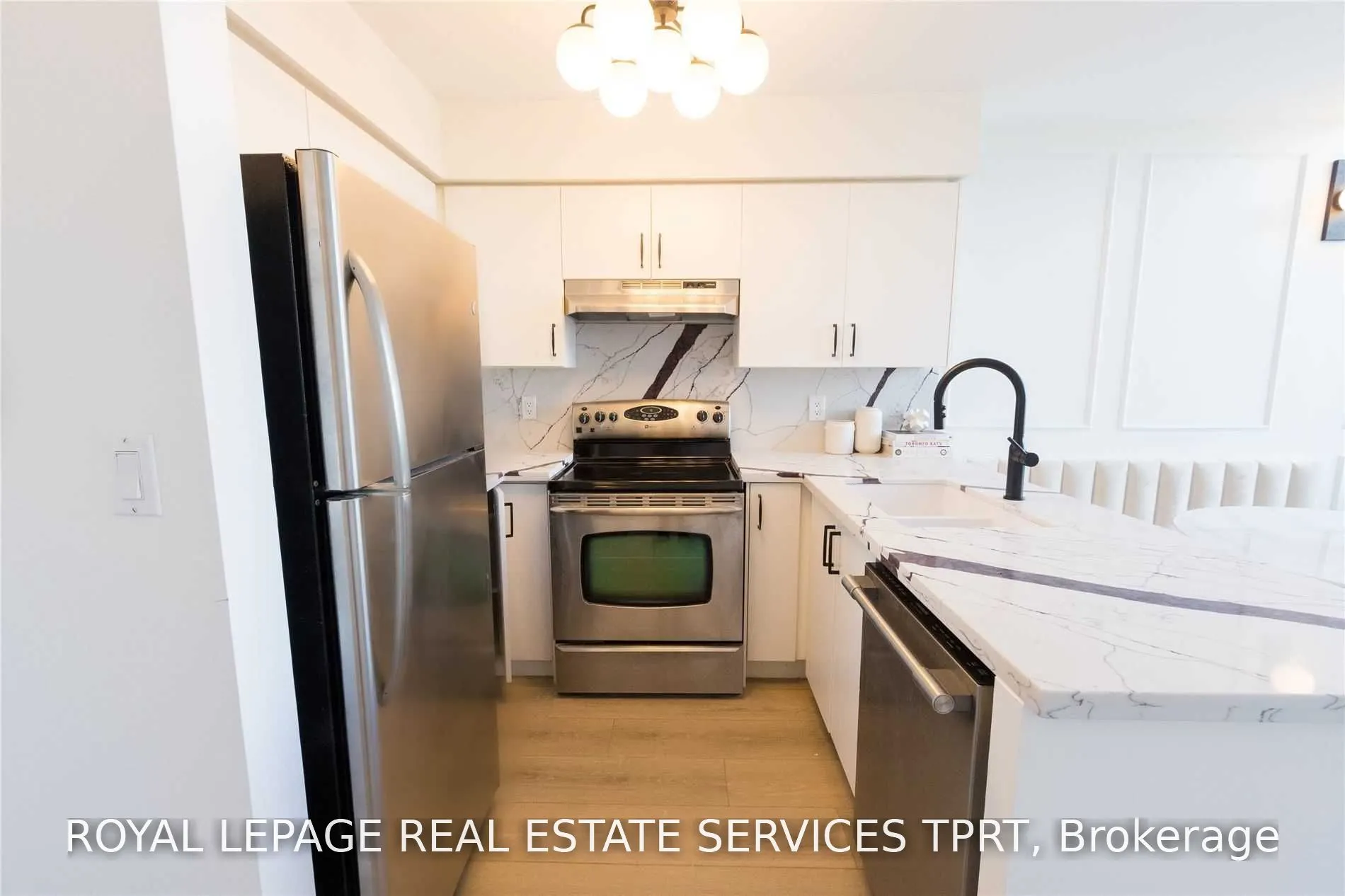 250 Manitoba Street #720