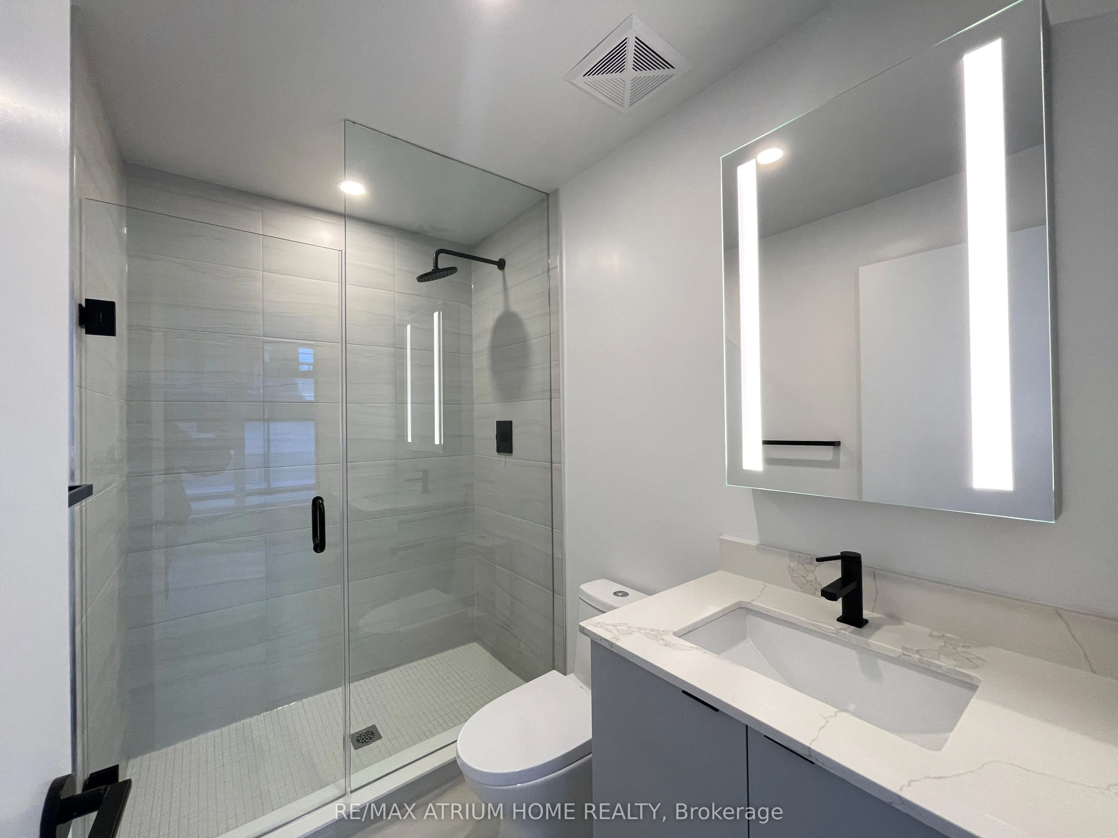 285 Dufferin Street W #630
