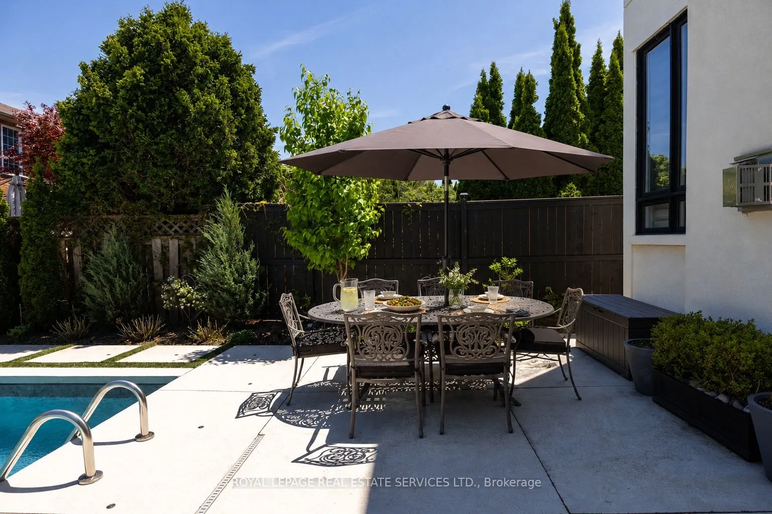 175 Burloak Drive W