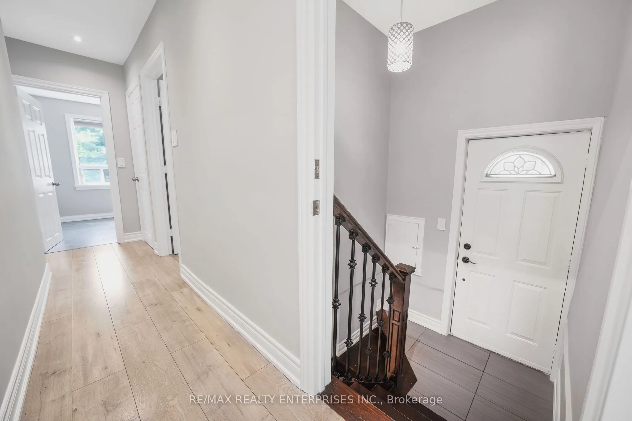 15 Delroy Drive