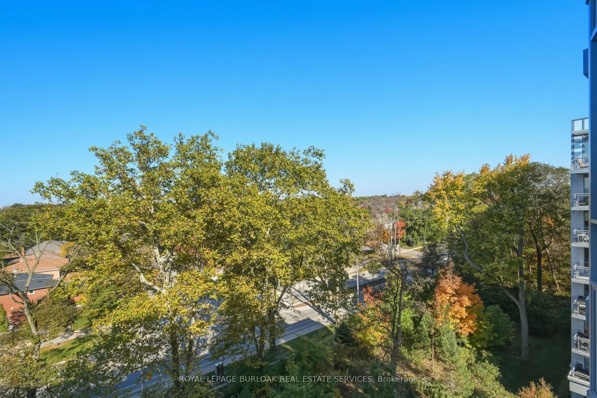 3500 Lakeshore Road W #711