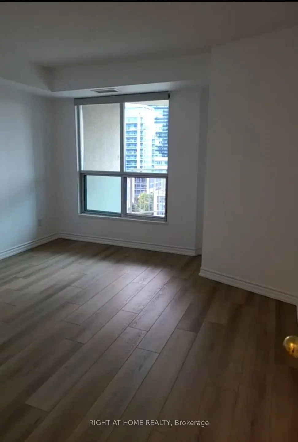2111 Lake Shore Boulevard W #1008