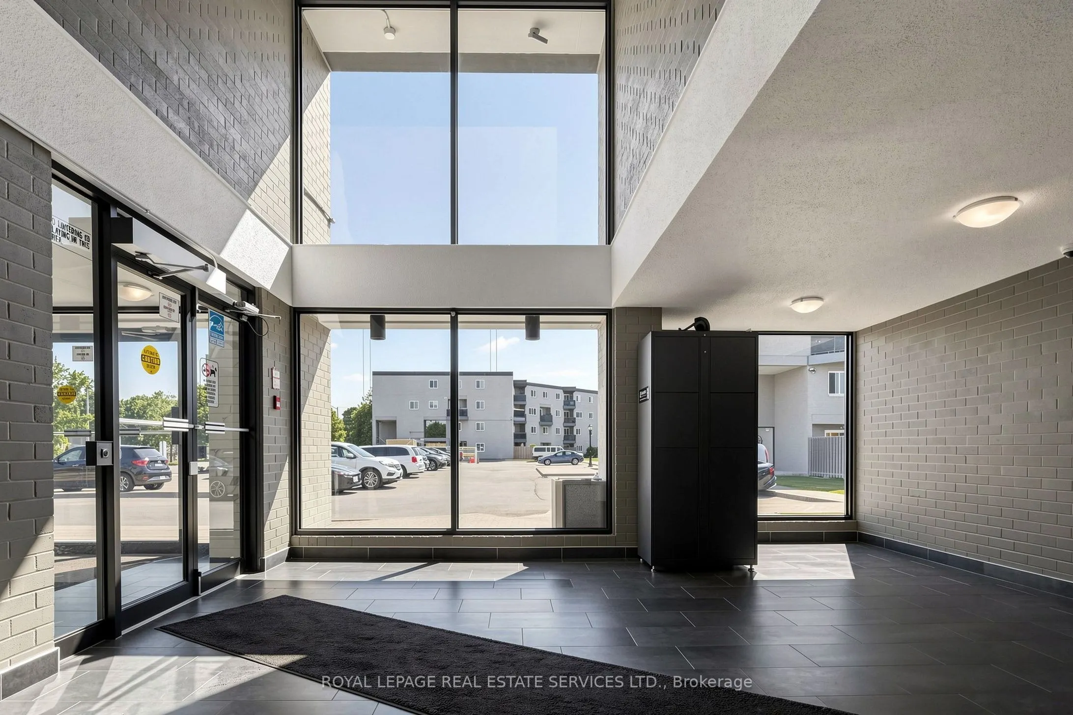 2001 Bonnymede Drive #208