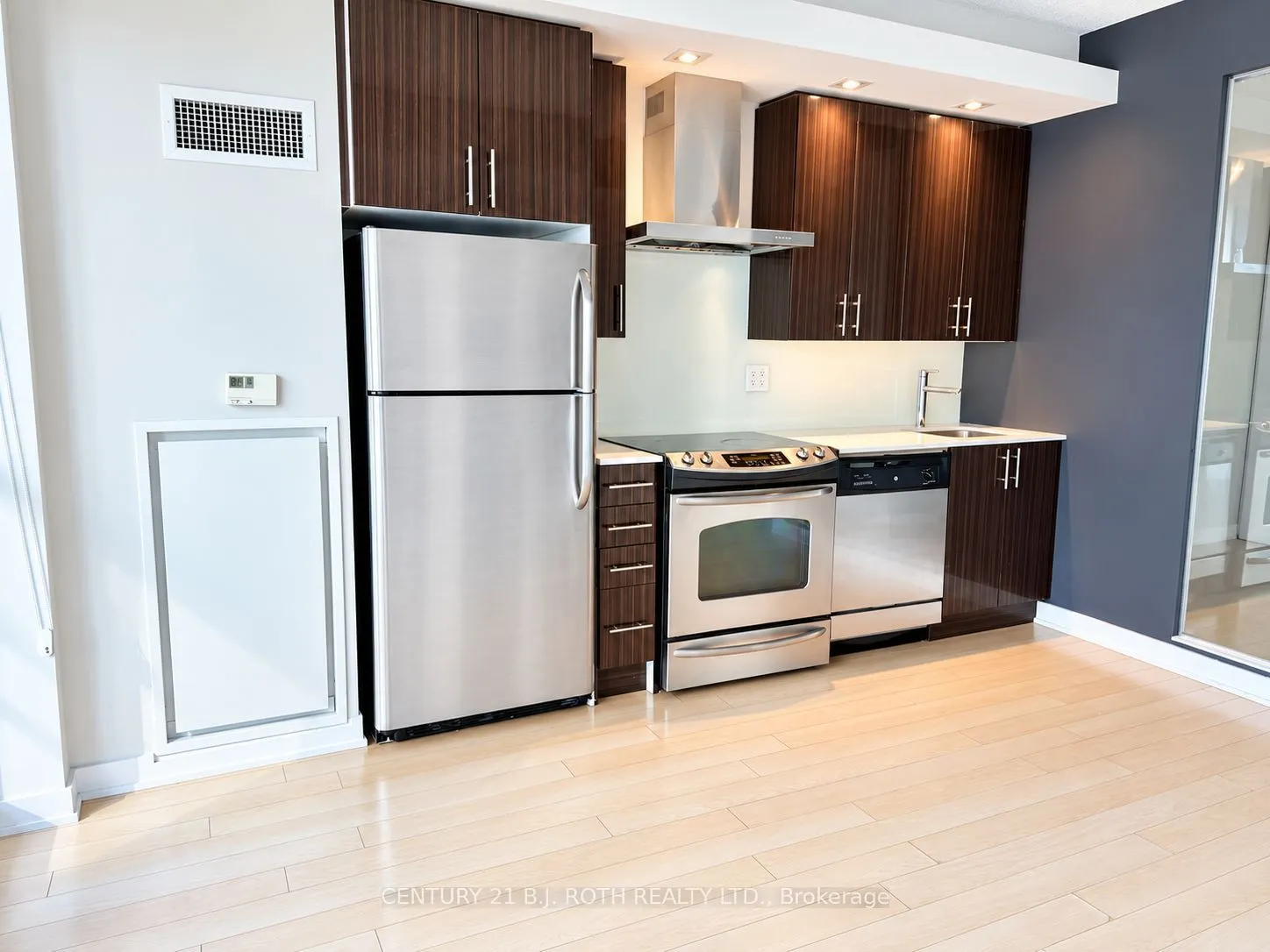 165 Legion Road N #923