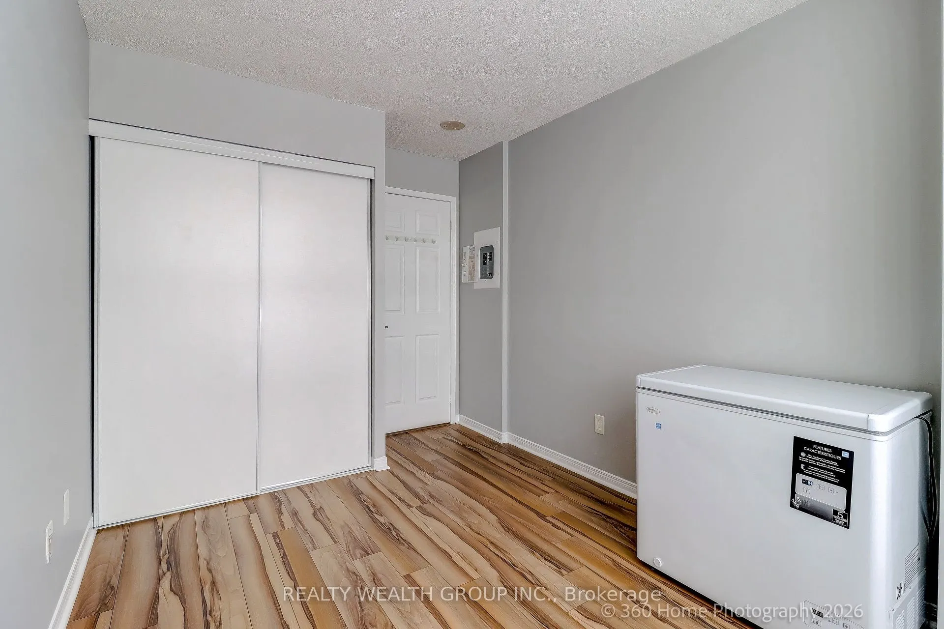 4900 Glen Erin Drive #111