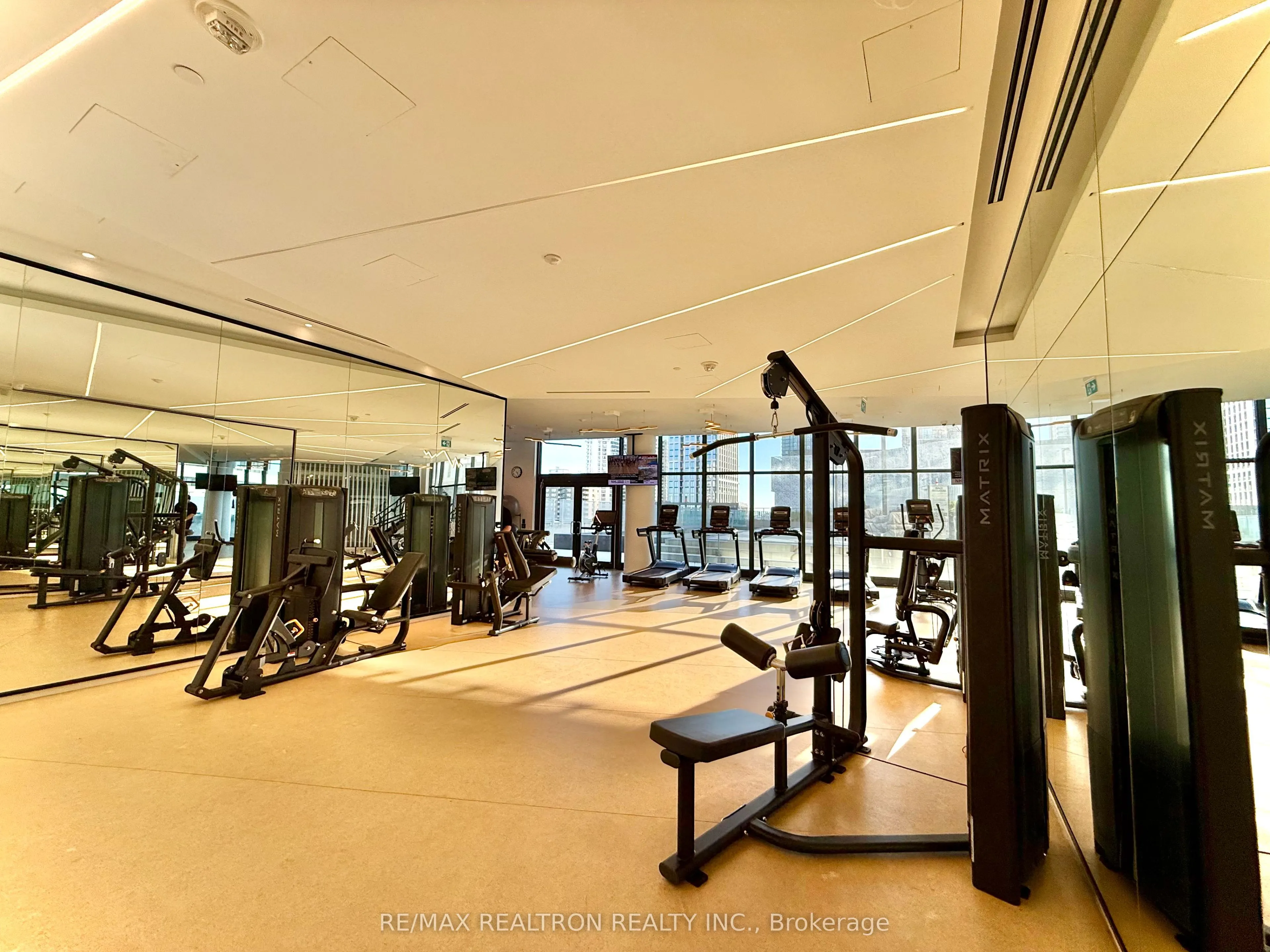 3900 Confederation Parkway #1411