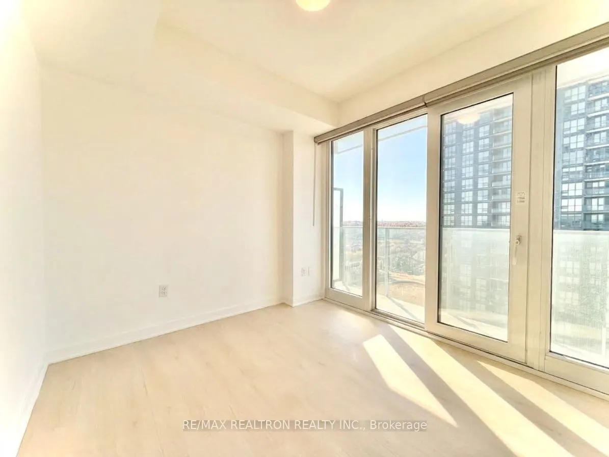 3900 Confederation Parkway #1411