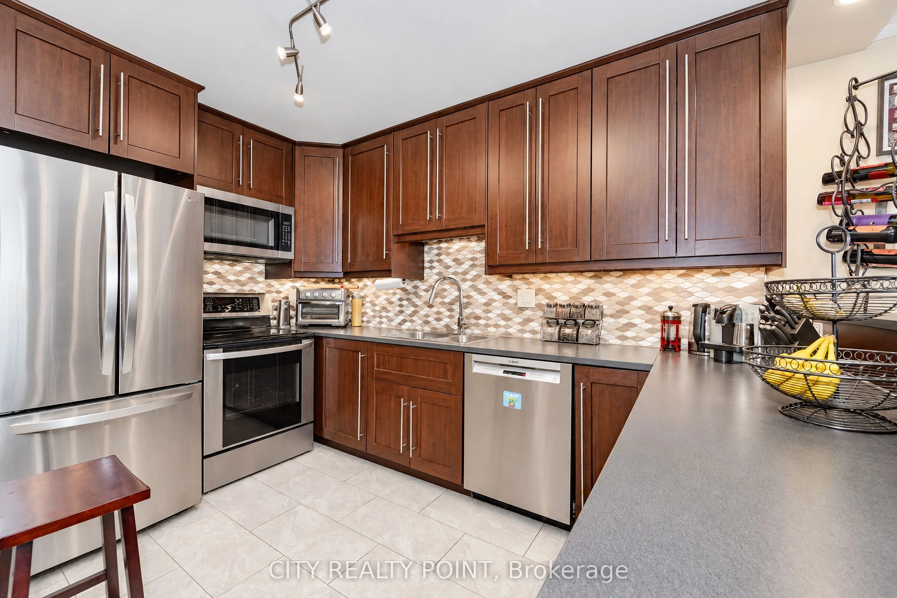 10 Martha Eaton Way #2003