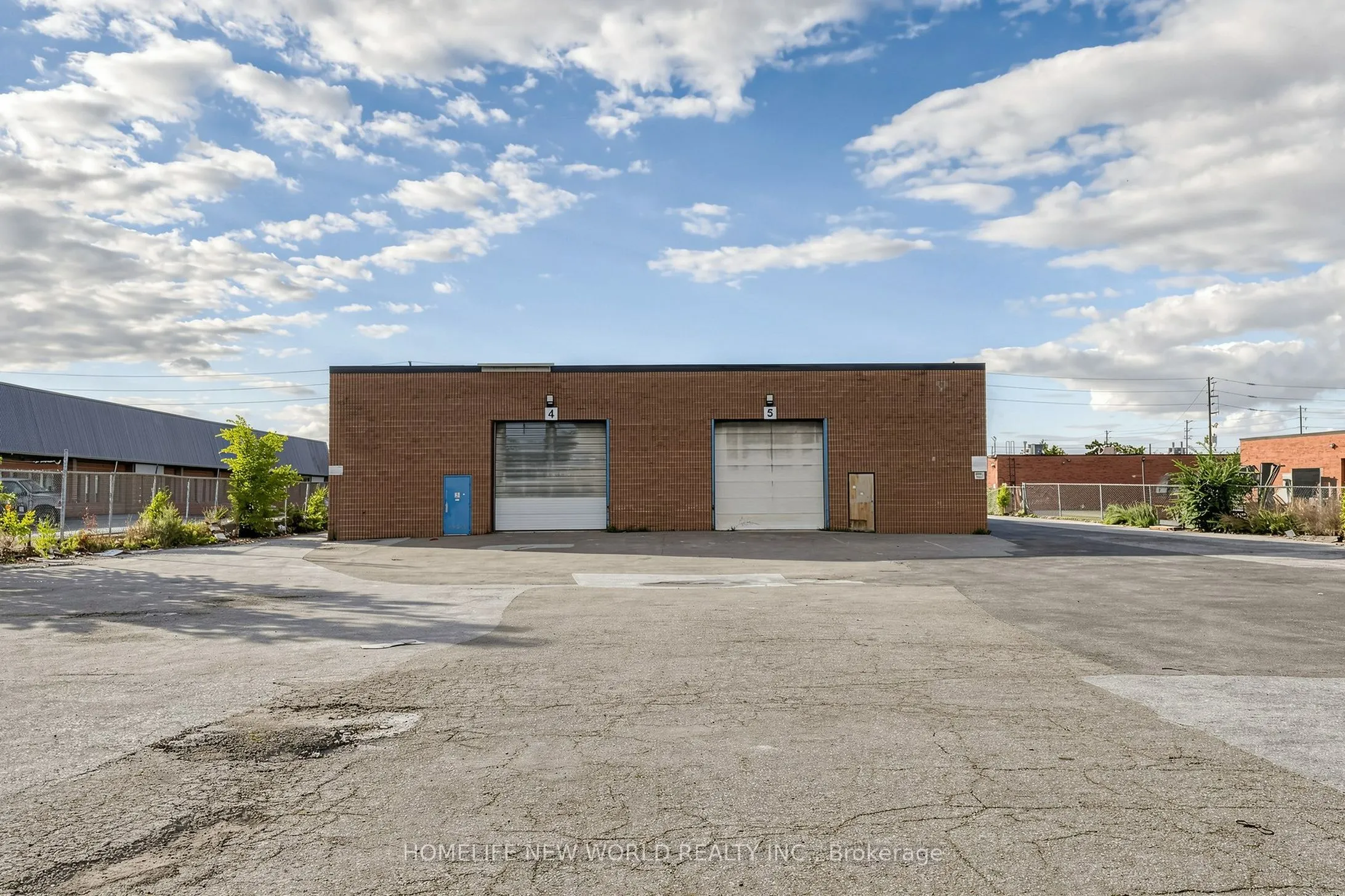 221 Advance Boulevard