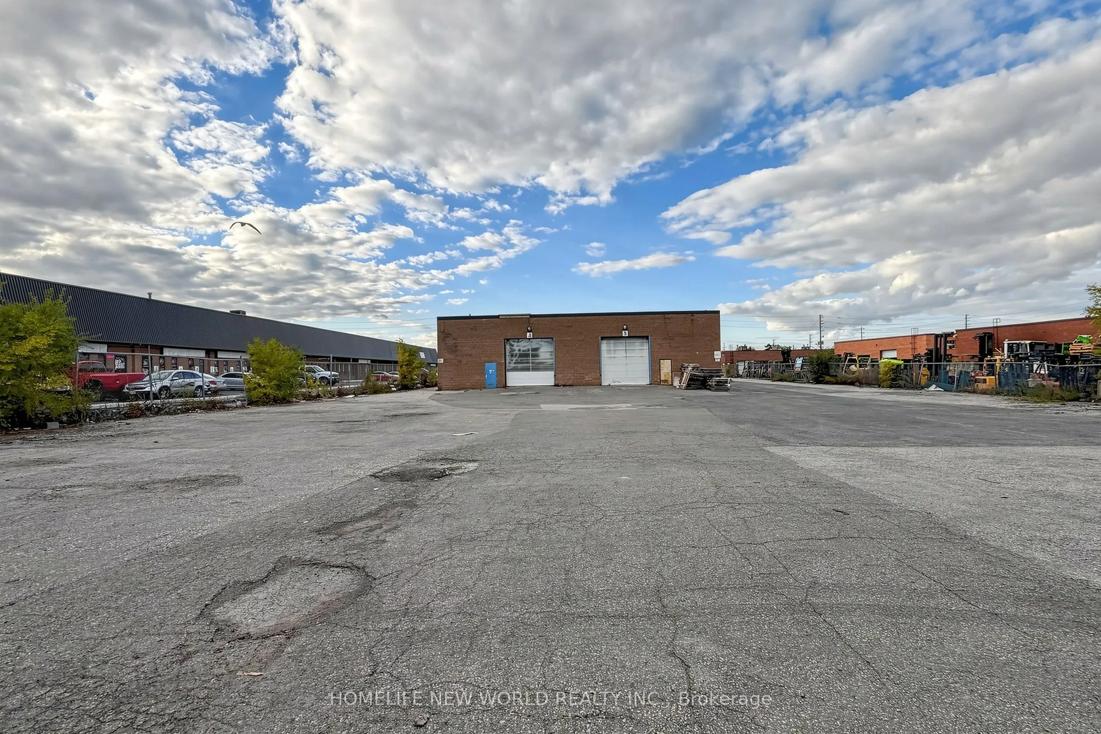 221 Advance Boulevard