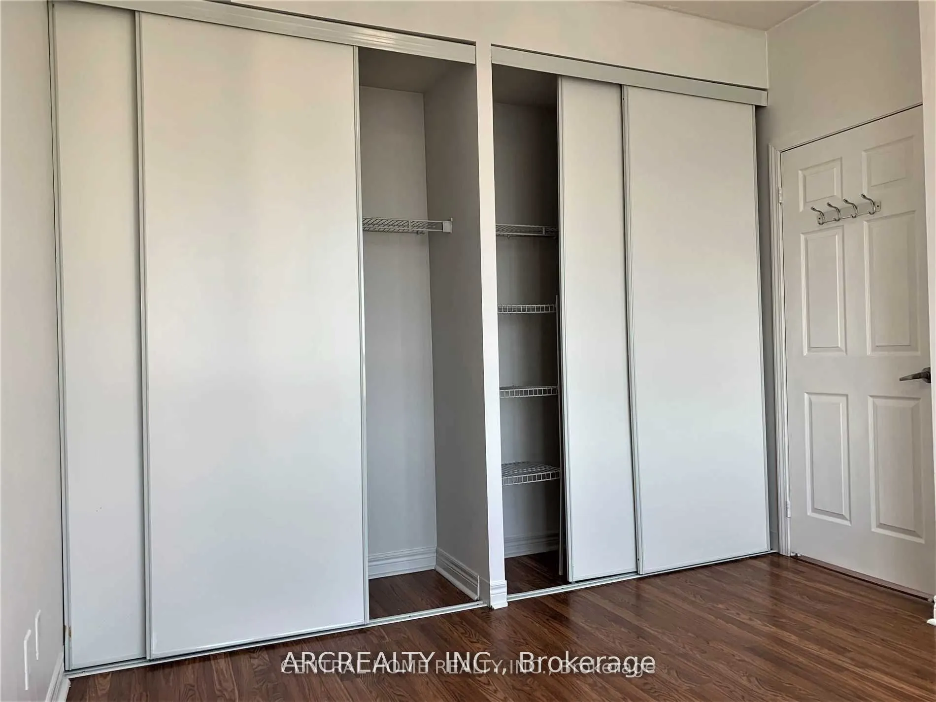 208 Enfield Place #2602