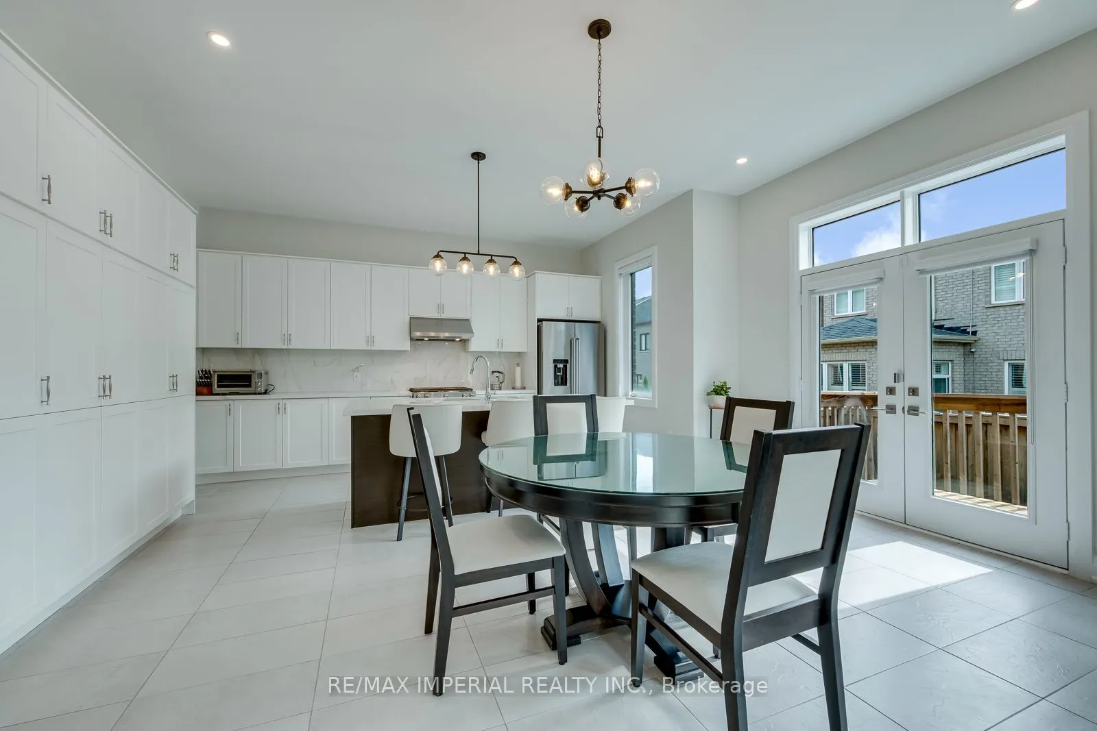 4044 Channing Crescent