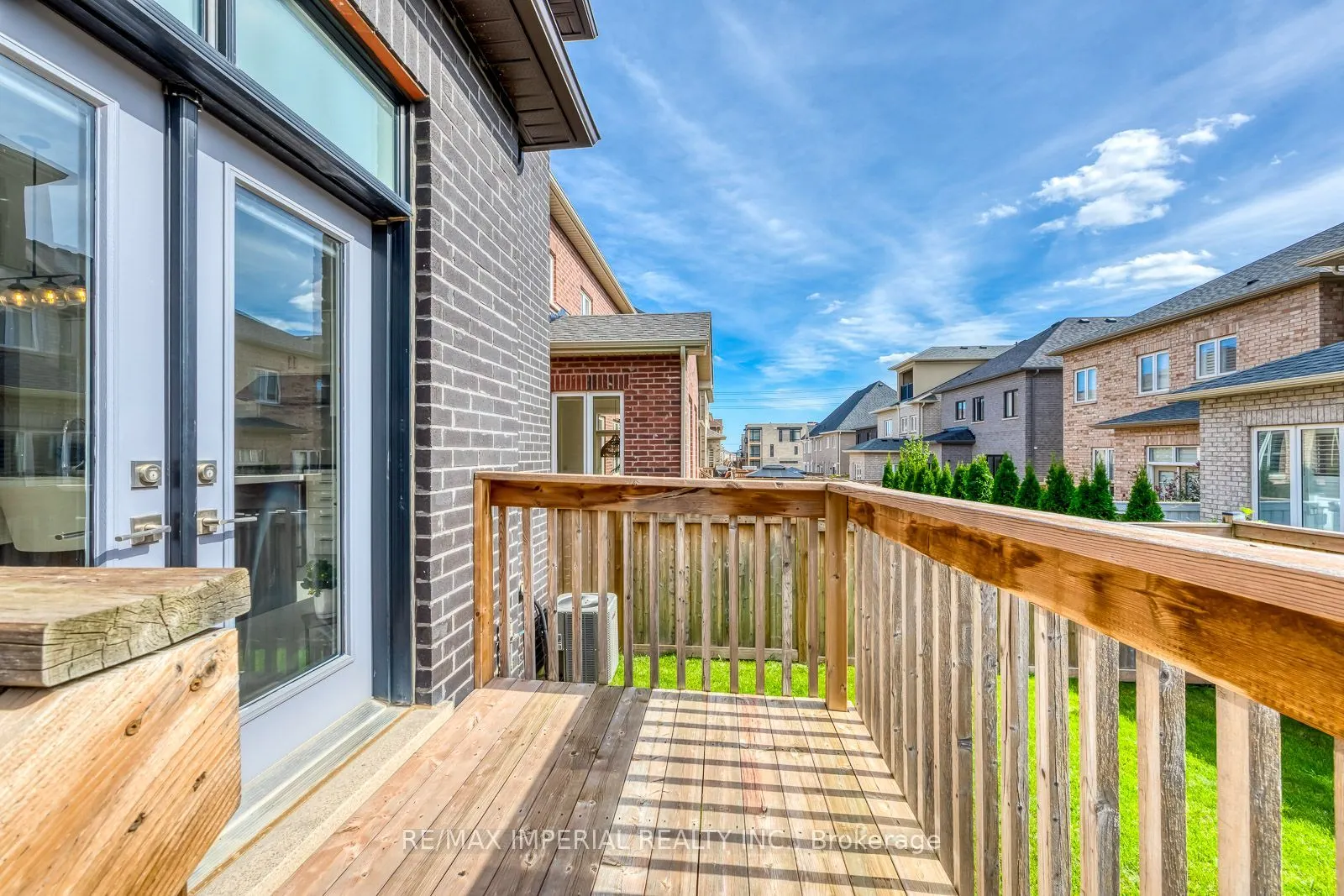 4044 Channing Crescent