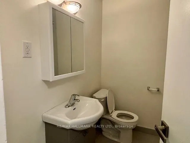 515 North Service Road #2-109