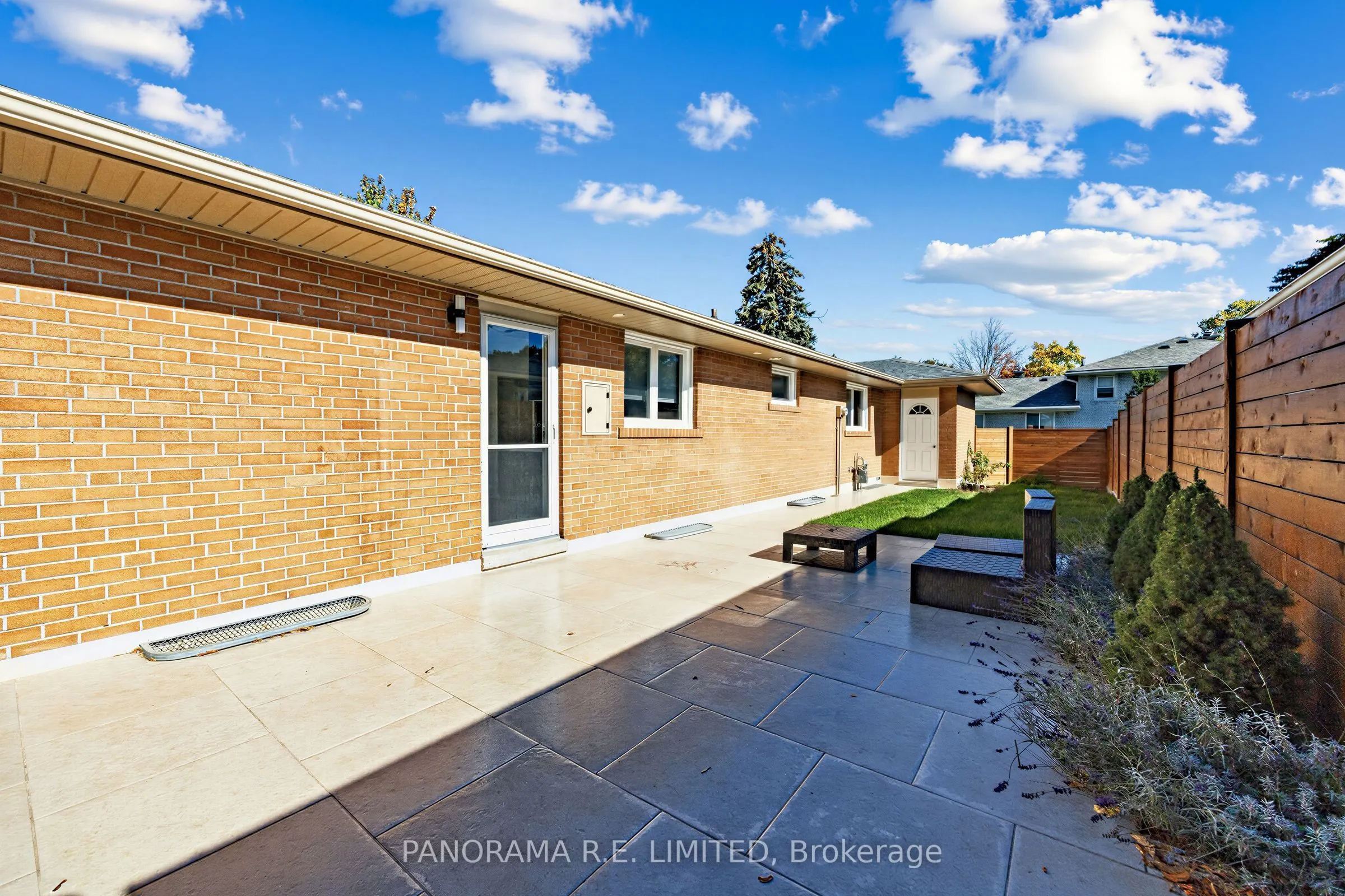 65 Harrop Avenue