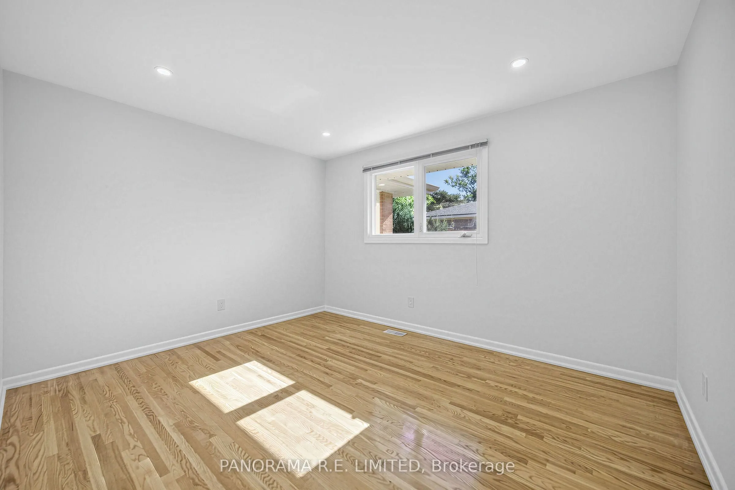 65 Harrop Avenue