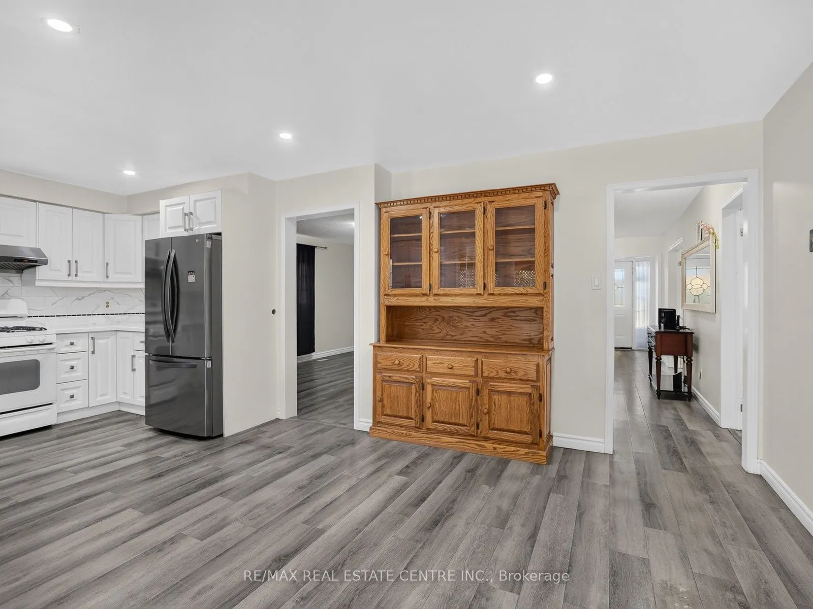 15 Hedgerow Avenue