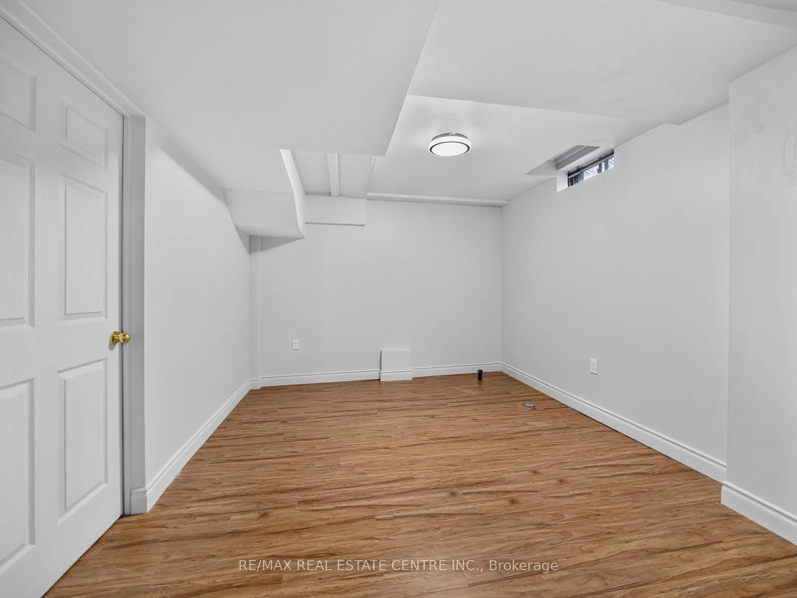 15 Hedgerow Avenue