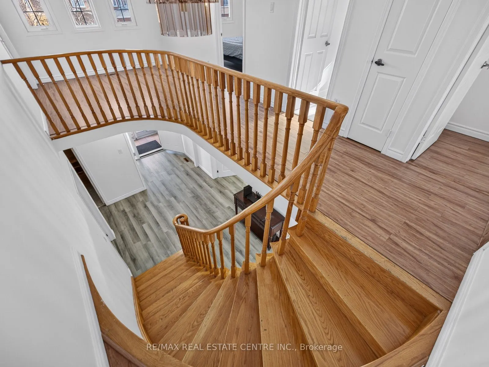 15 Hedgerow Avenue