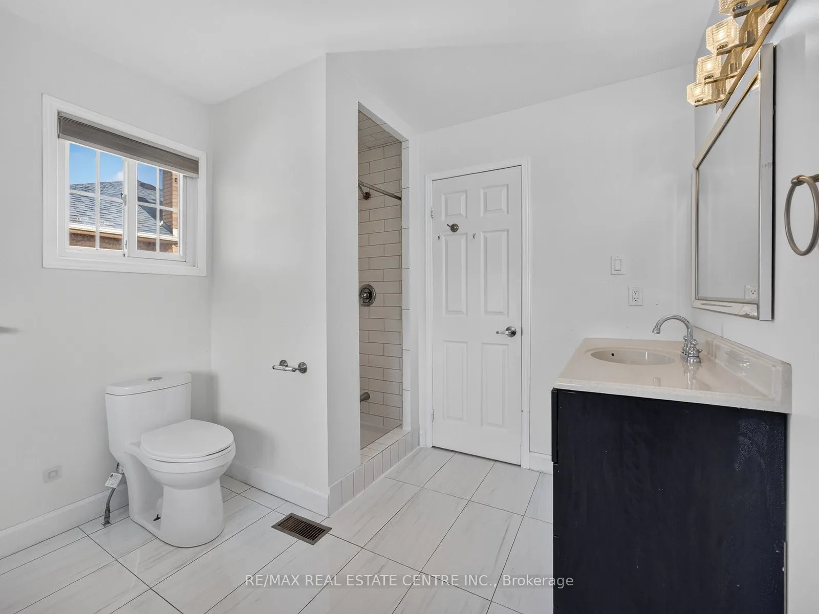 15 Hedgerow Avenue